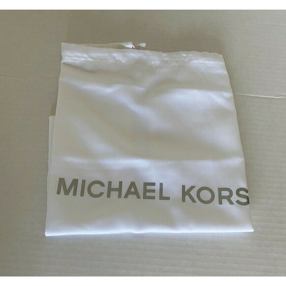 New Michael Kors Medium Drawstring Dust Bag size 14"x 16" White - Picture 4 of 4